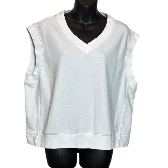 Vuori women’s xl Sedona vest in white Sedona fleece preppy comfy soft - Picture 1 of 5